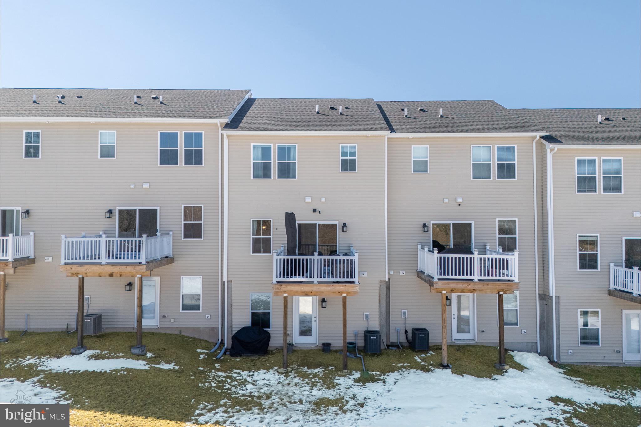 BROOKSIDE COURT AT UPPER SAUCON - Residential