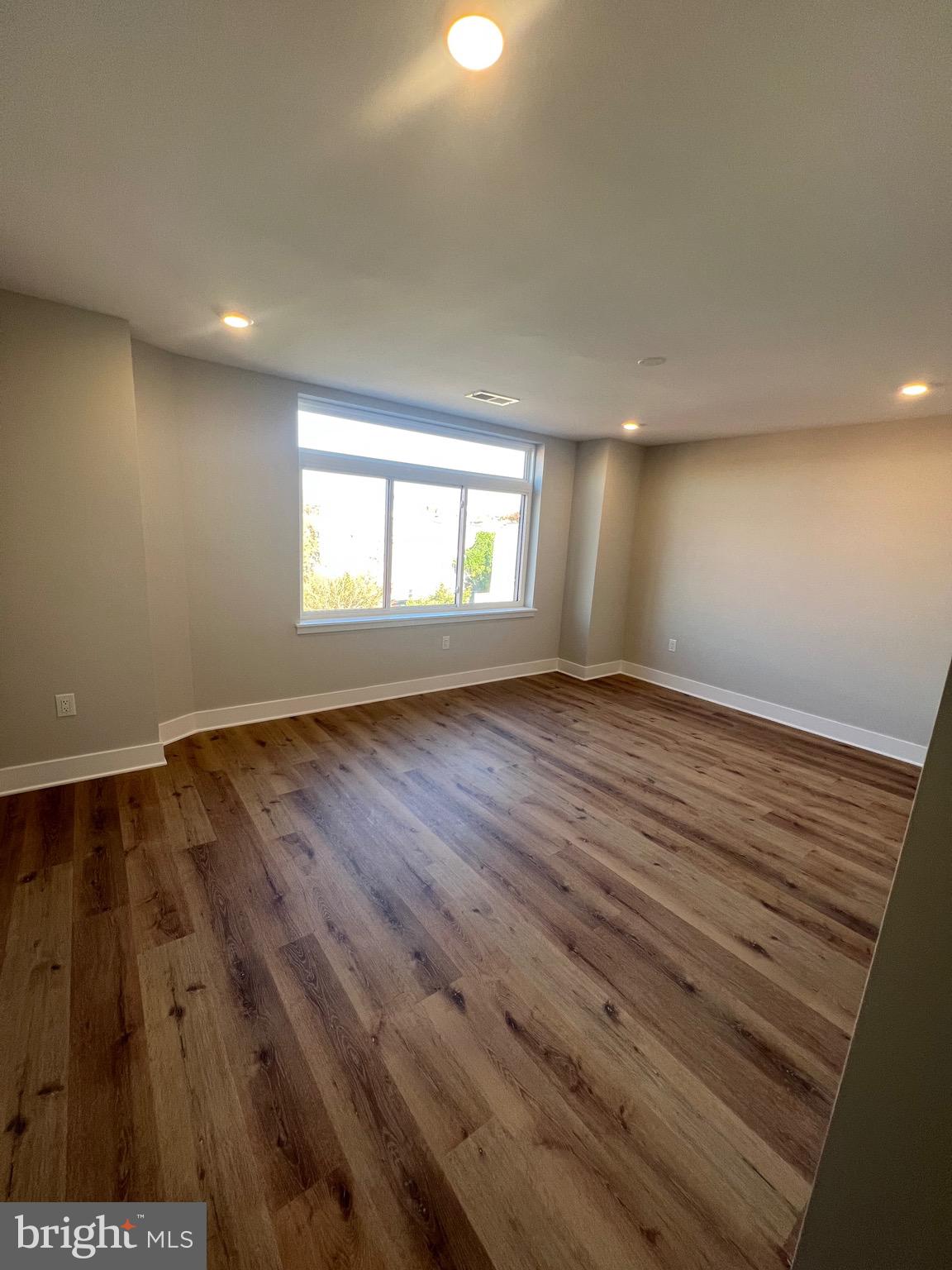 NORTH CENTRAL - Residential Lease