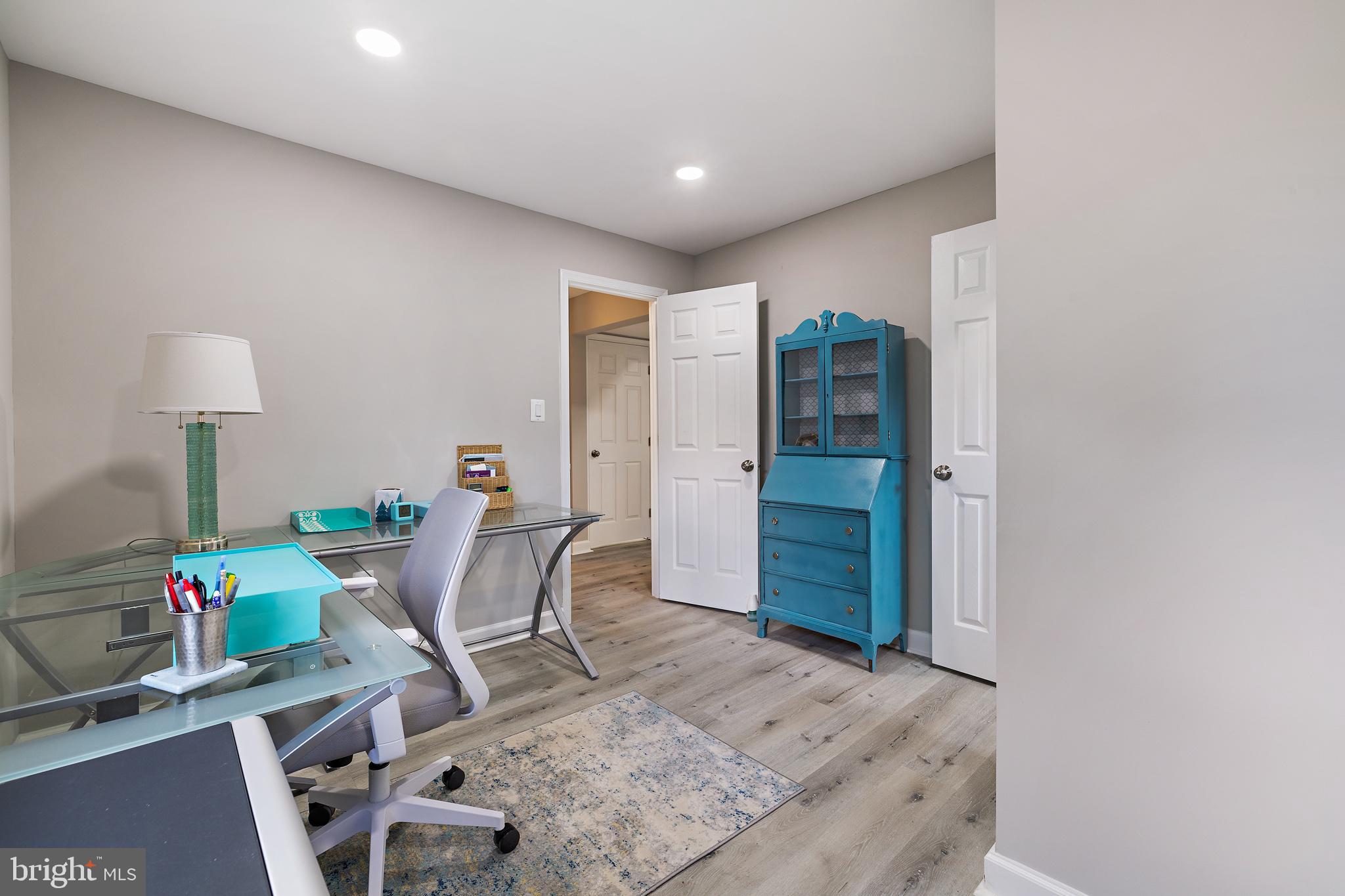 WHEATON VIEW - Residential