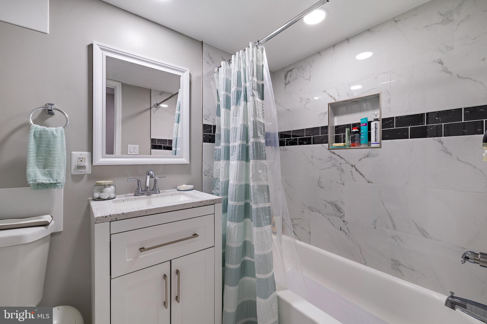 WHEATON VIEW - Residential