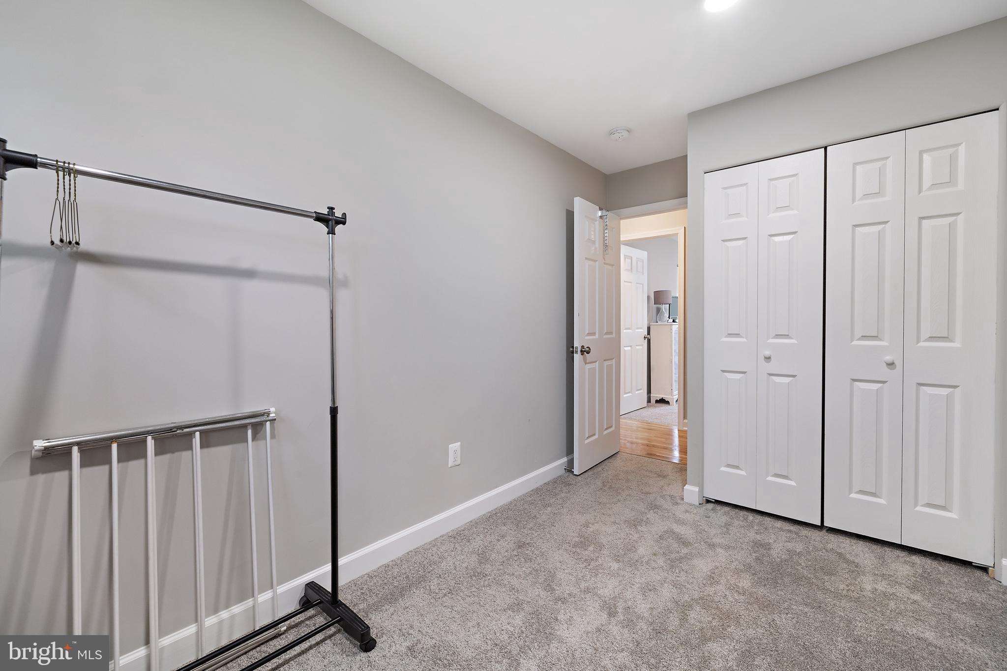 WHEATON VIEW - Residential