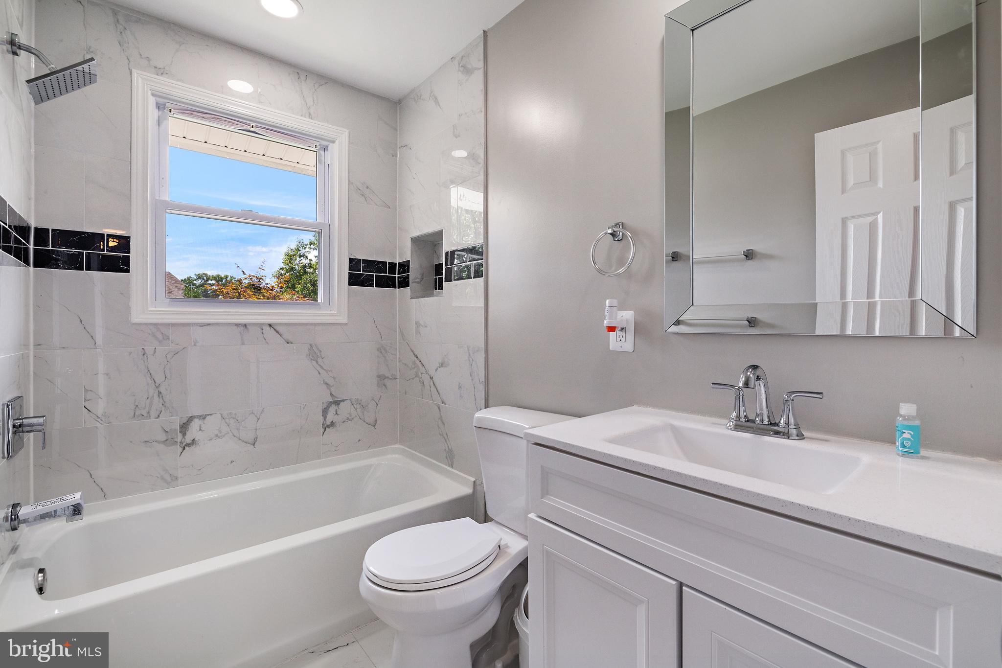 WHEATON VIEW - Residential