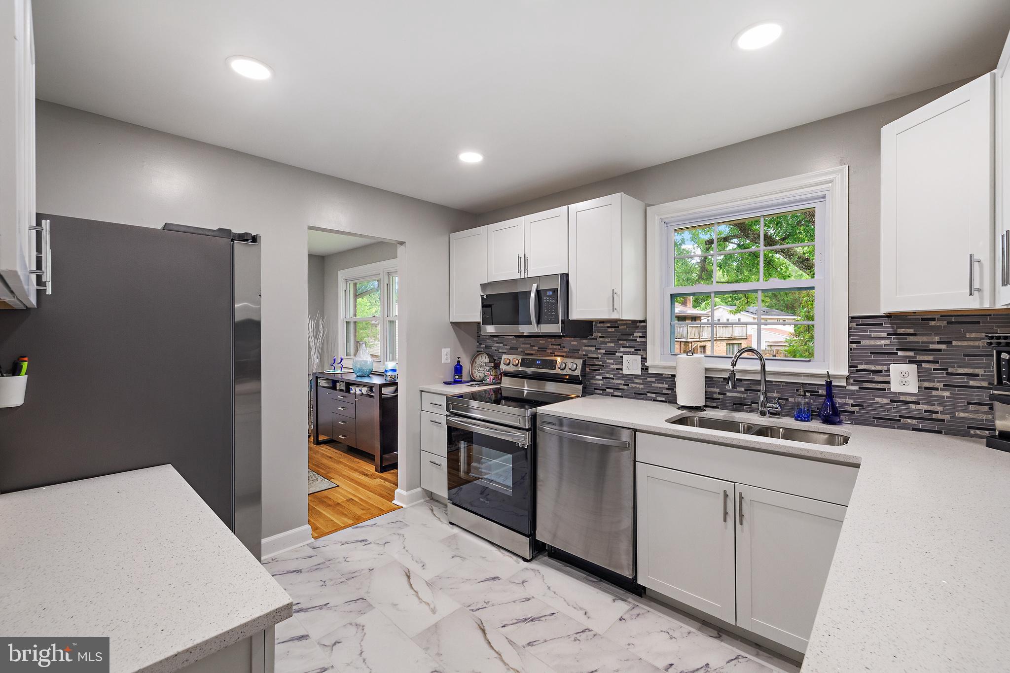 WHEATON VIEW - Residential