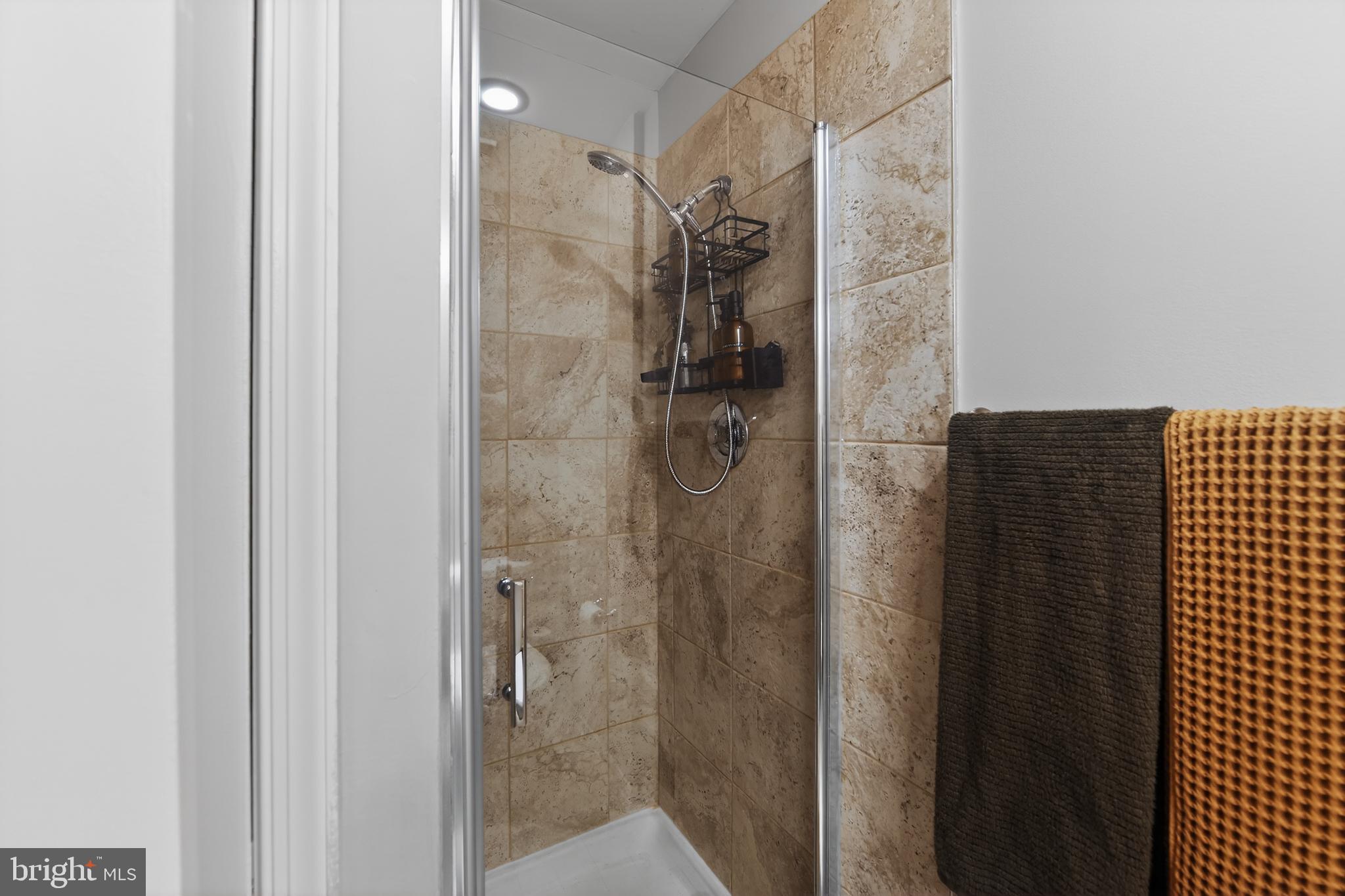 CHESTERBROOK - Residential