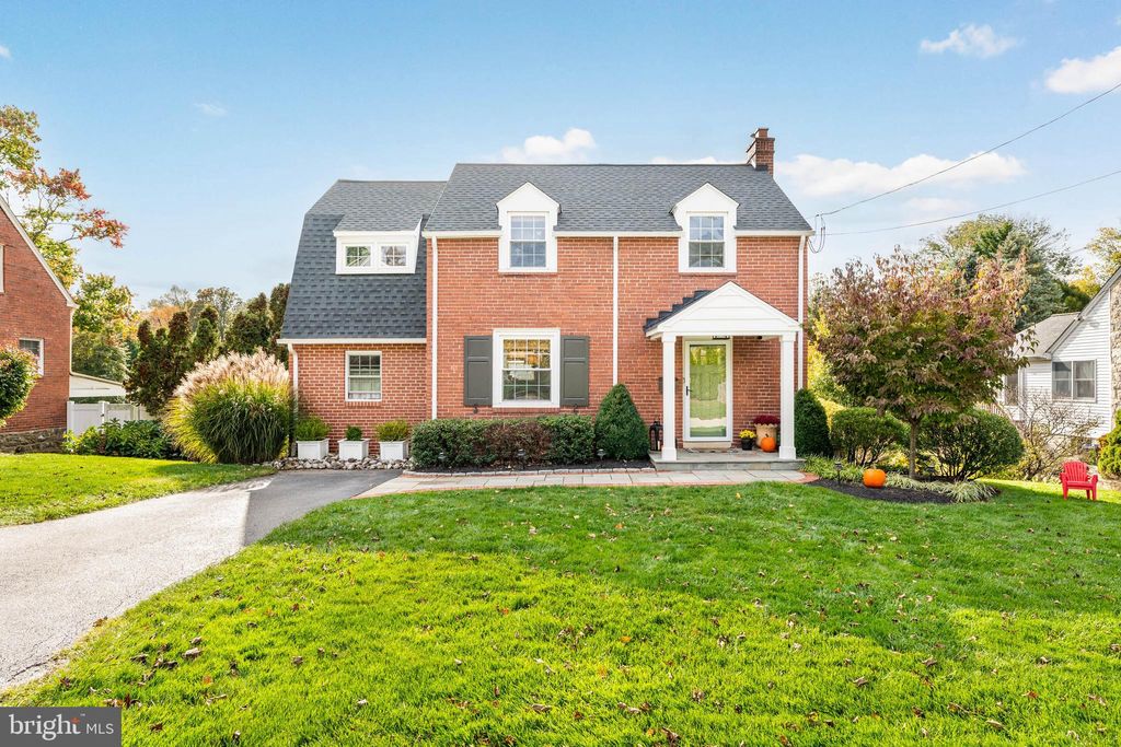 Photo of 12 Moreland Road, PAOLI, PA 19301 (MLS # PACT2111986)