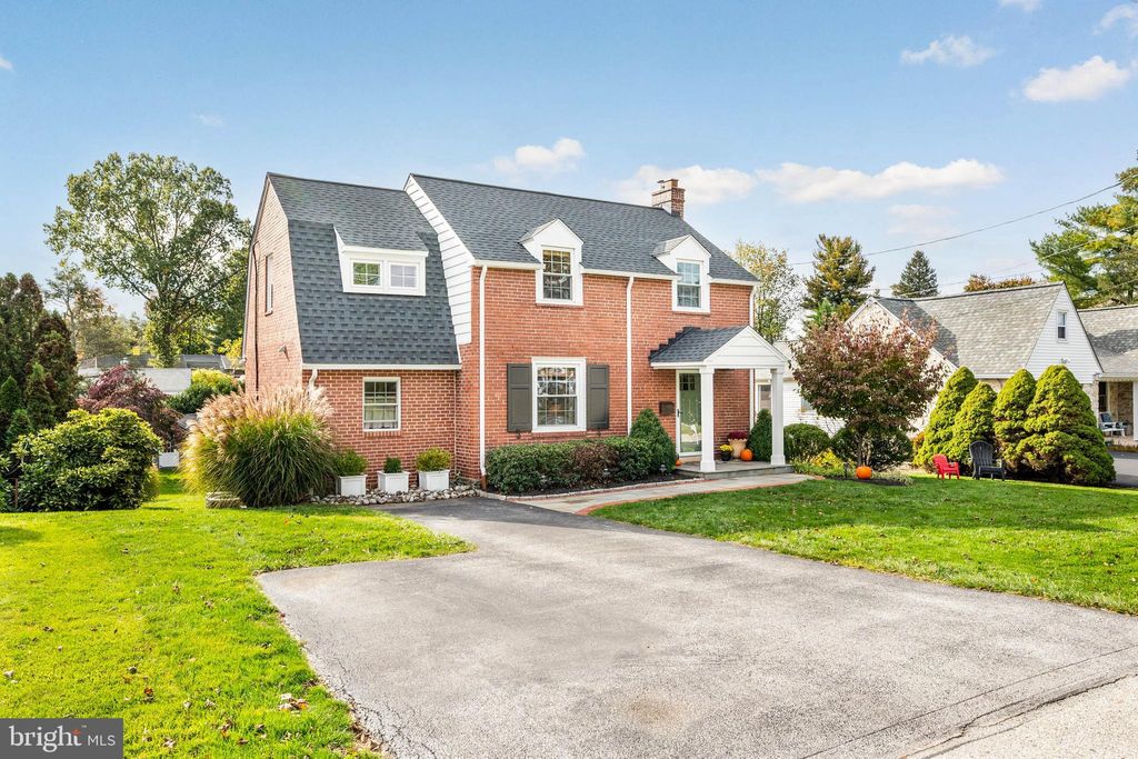 Photo of 12 Moreland Road, PAOLI, PA 19301 (MLS # PACT2111986)
