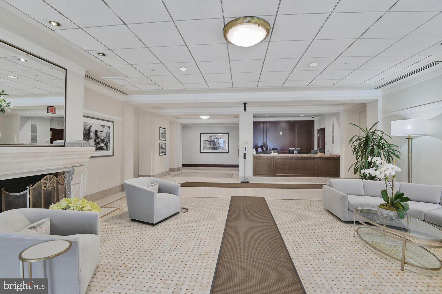 2425 L STREET NW 520