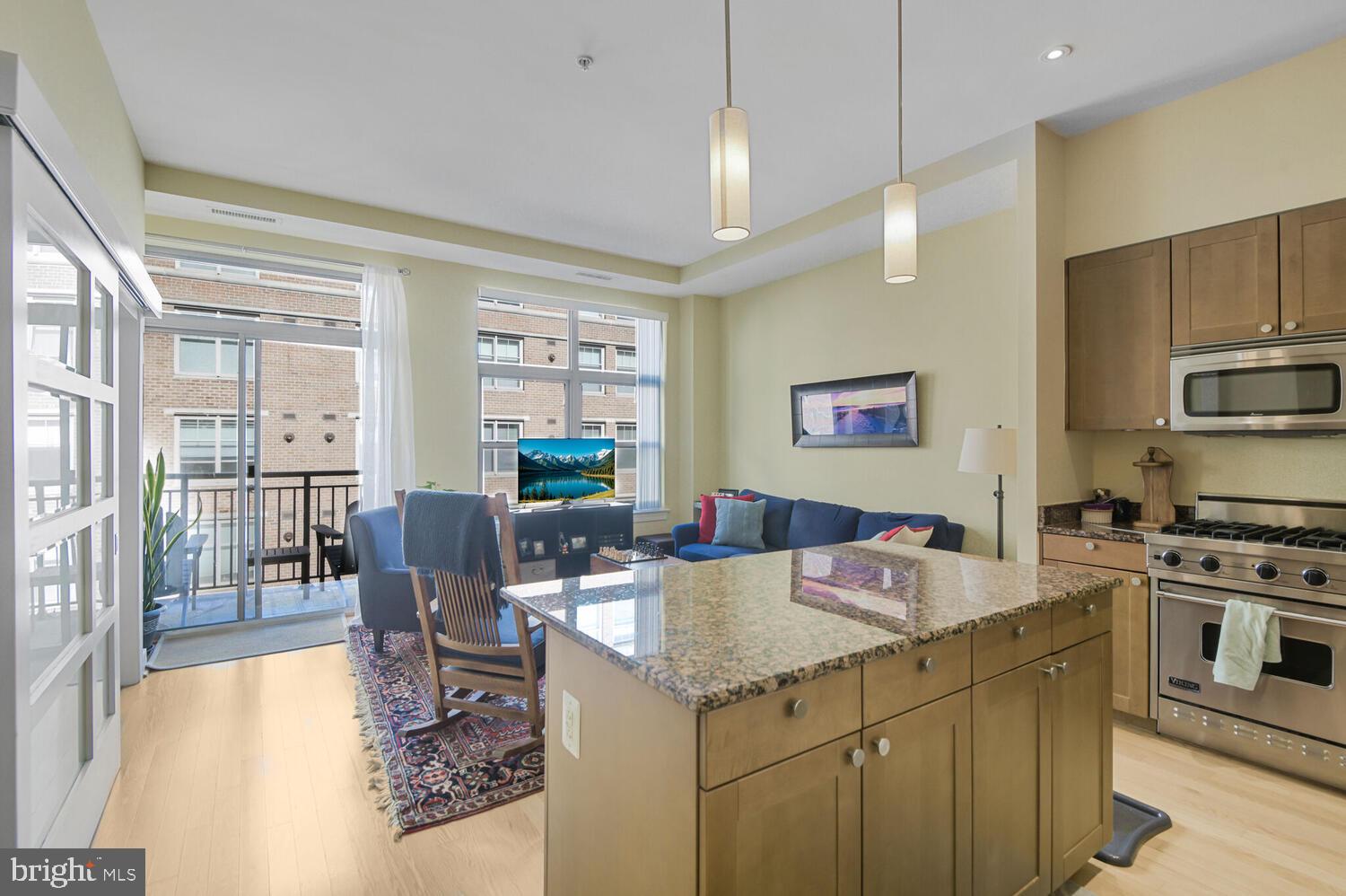 WEST END - Residential
