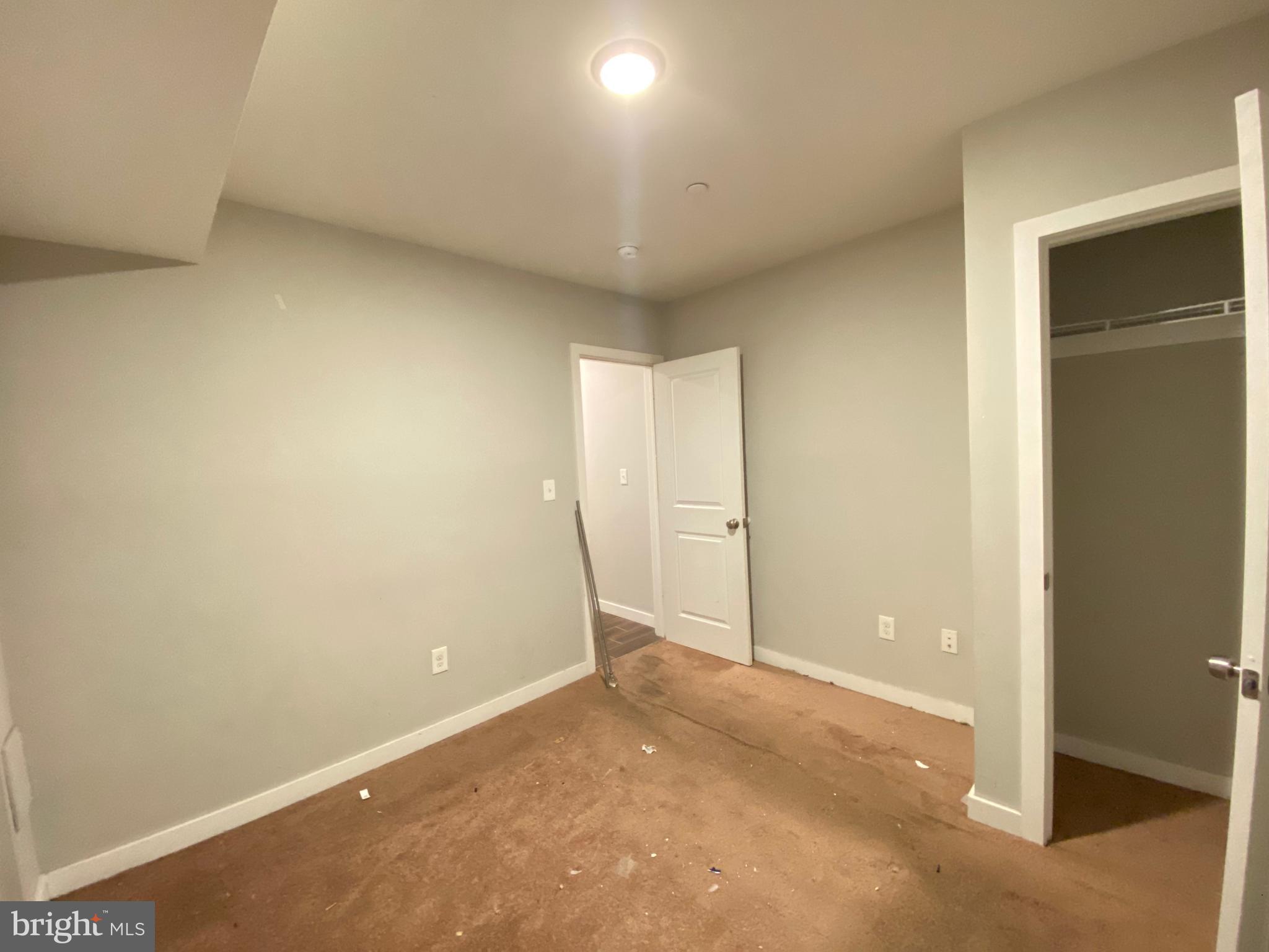 TEMPLE UNIVERSITY - Residential Lease