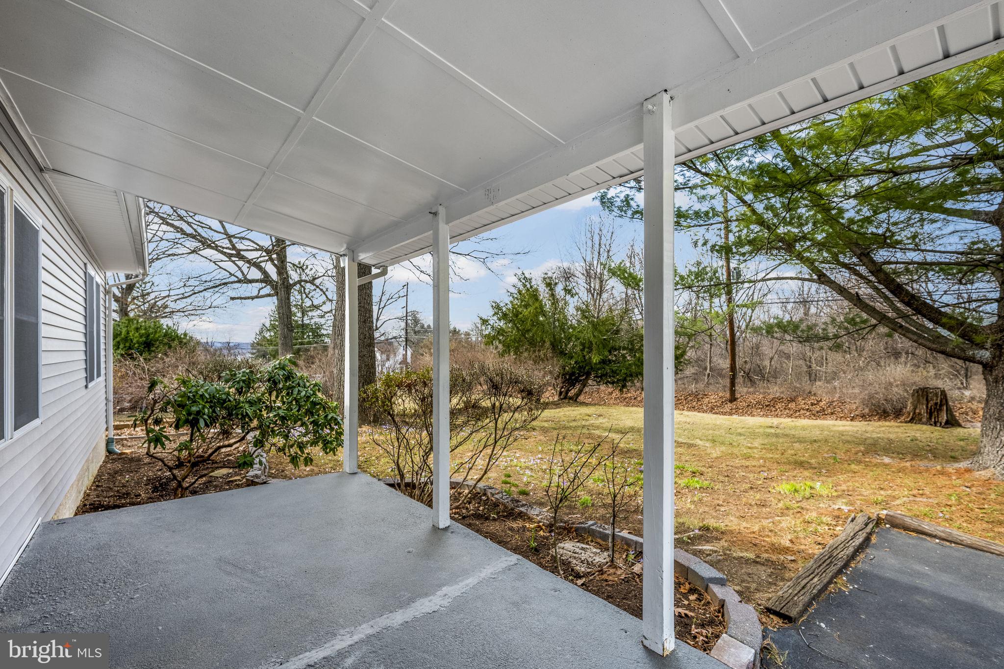 BLACK HORSE - Residential