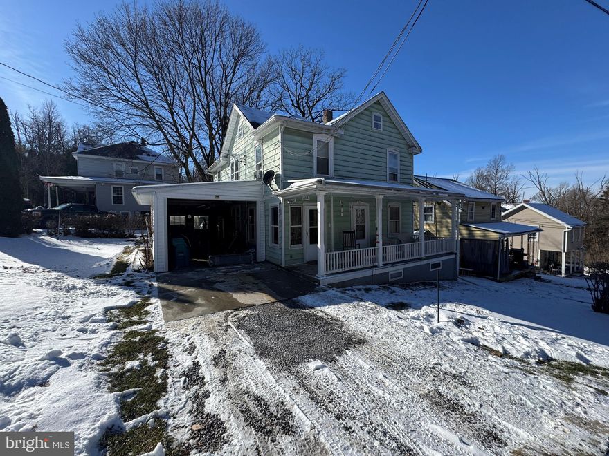 NICE COLONIAL STYLE HOME IN CASCADE, MD! This home features 4 bedrooms, 1 bathroom, kitchen w/ dining area, living room, laundry area, a one car carport, and basement. Convenient to Cascade, Blue Ridge Summit, Waynesboro, and PA Rt 16.

This property will be offered in a multi-parcel auction, giving buyers the flexibility to purchase Tract 1, Tract 2, or the entire property as a whole. 

Tract 1: 14516 Pen Mar High Rock Rd, Colonial Style home on .10+/- Acres
Tract 2: .42+/- Acres vacant land adjacent to Tract 1

This property will be offered at auction on Monday, March 16, 2026, at 3:00 PM. The List price in no way represents a minimum, starting, or acceptable bid.
