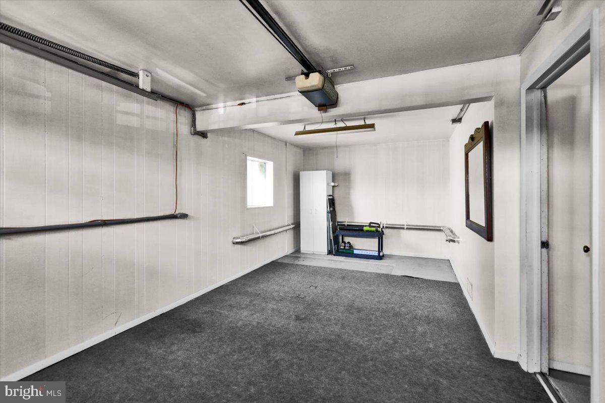 LORANE ORCHARD - Residential