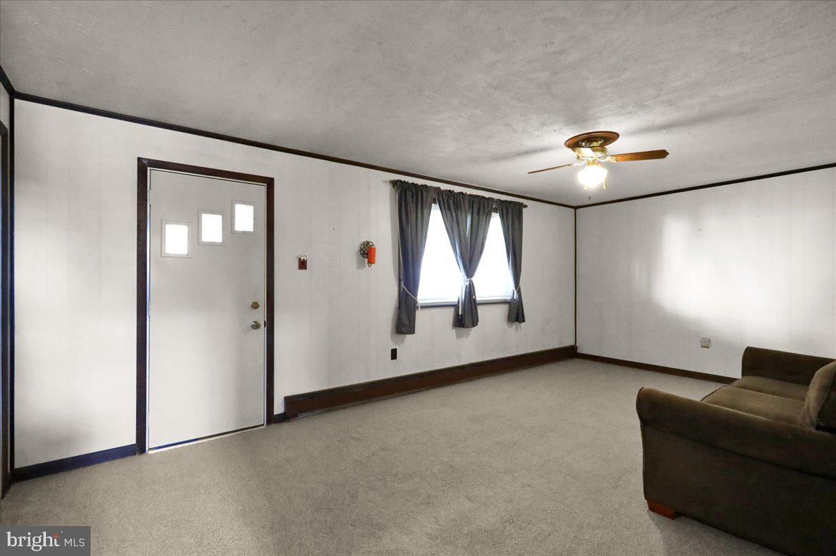 LORANE ORCHARD - Residential