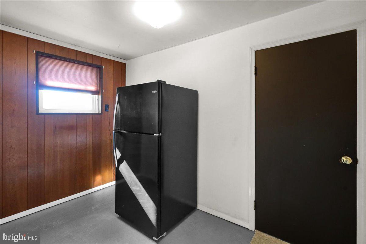 LORANE ORCHARD - Residential