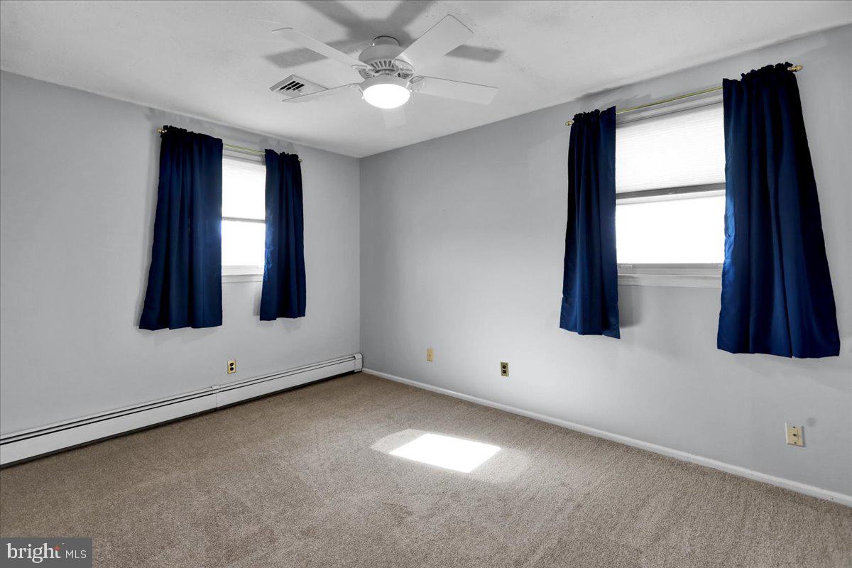 LORANE ORCHARD - Residential