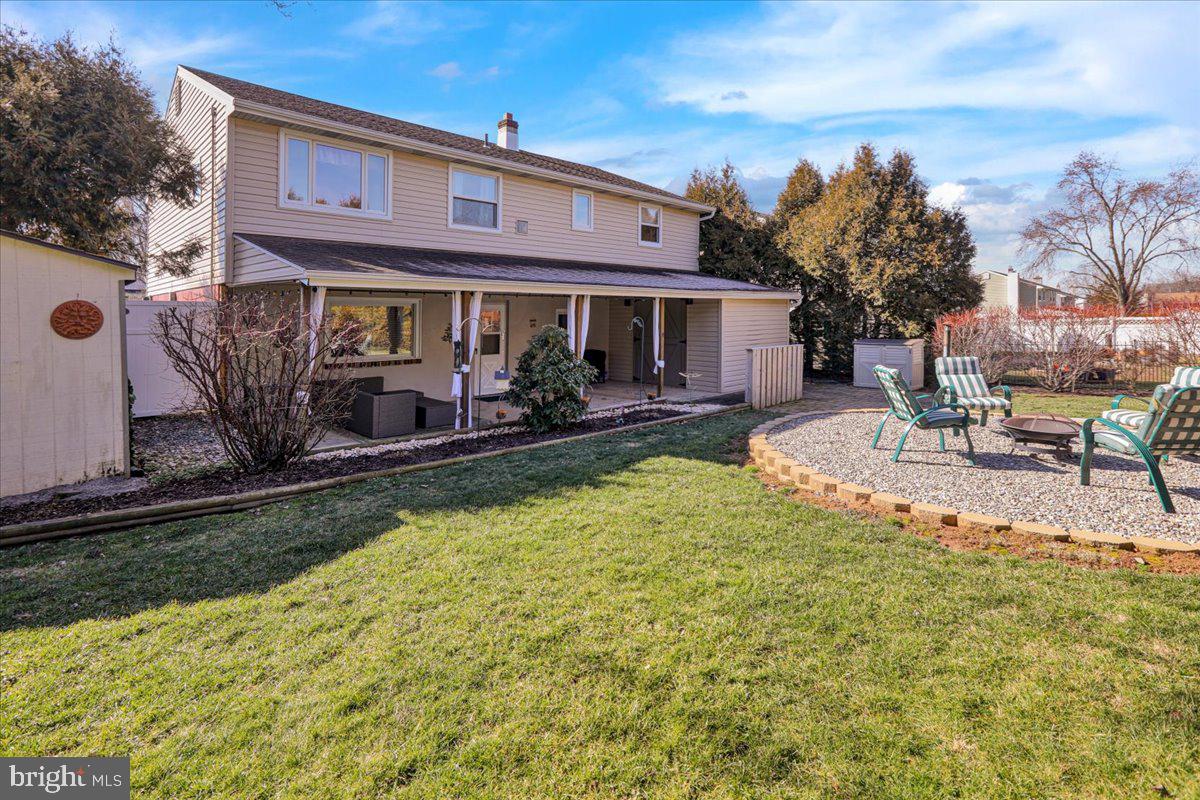 LORANE ORCHARD - Residential