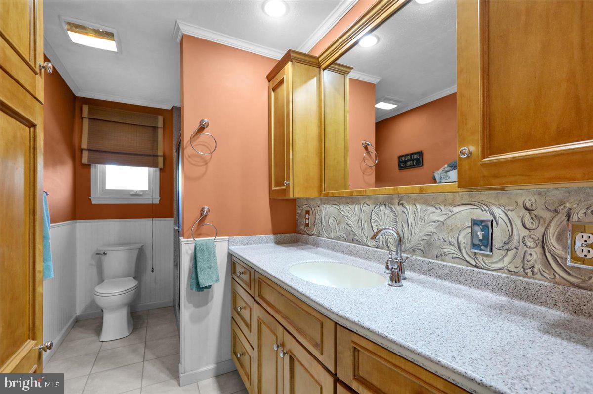 LORANE ORCHARD - Residential