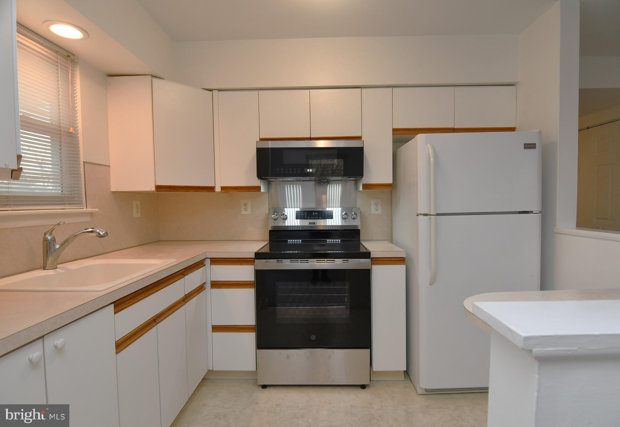 AUTUMN WOODS - Residential Lease