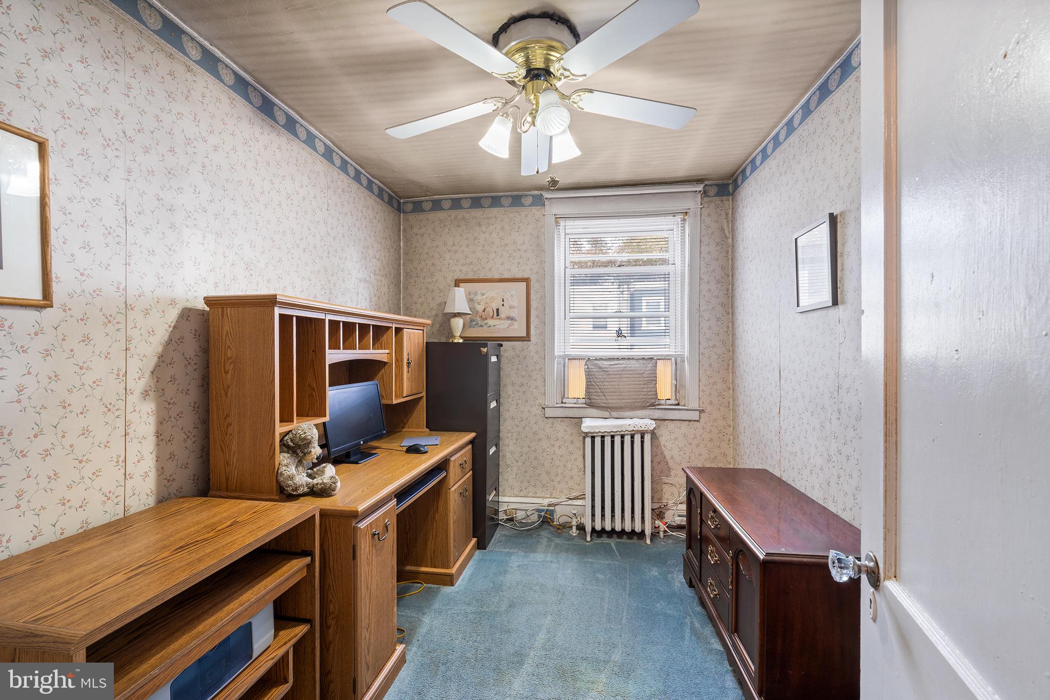 EAST FALLS - Residential