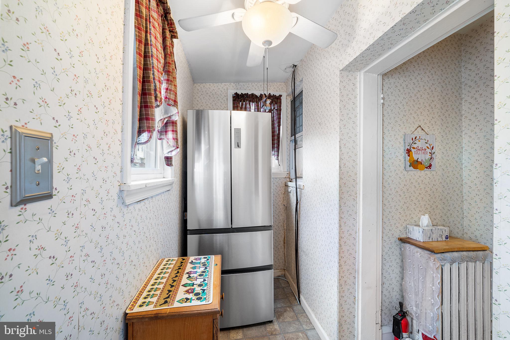 EAST FALLS - Residential