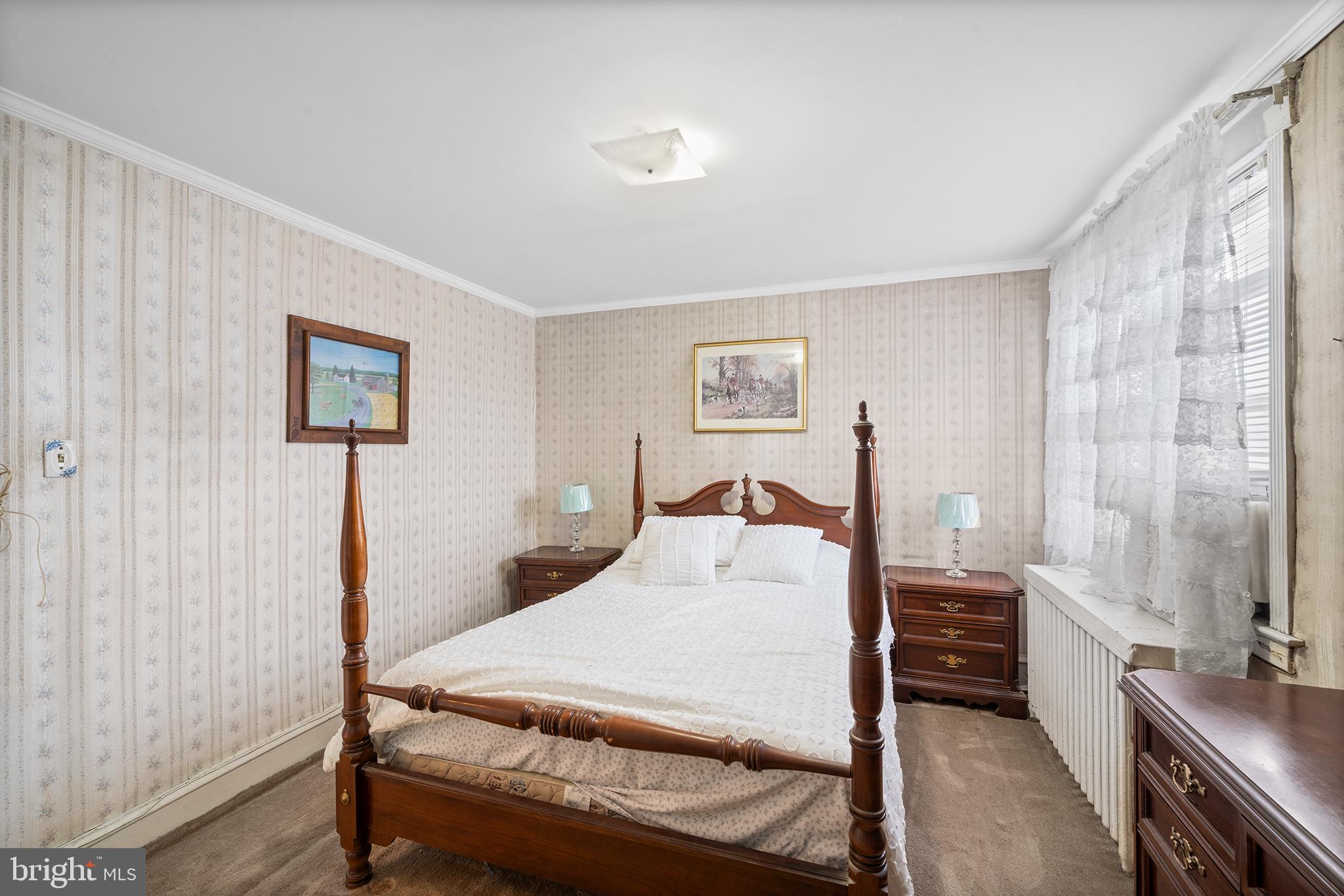 EAST FALLS - Residential