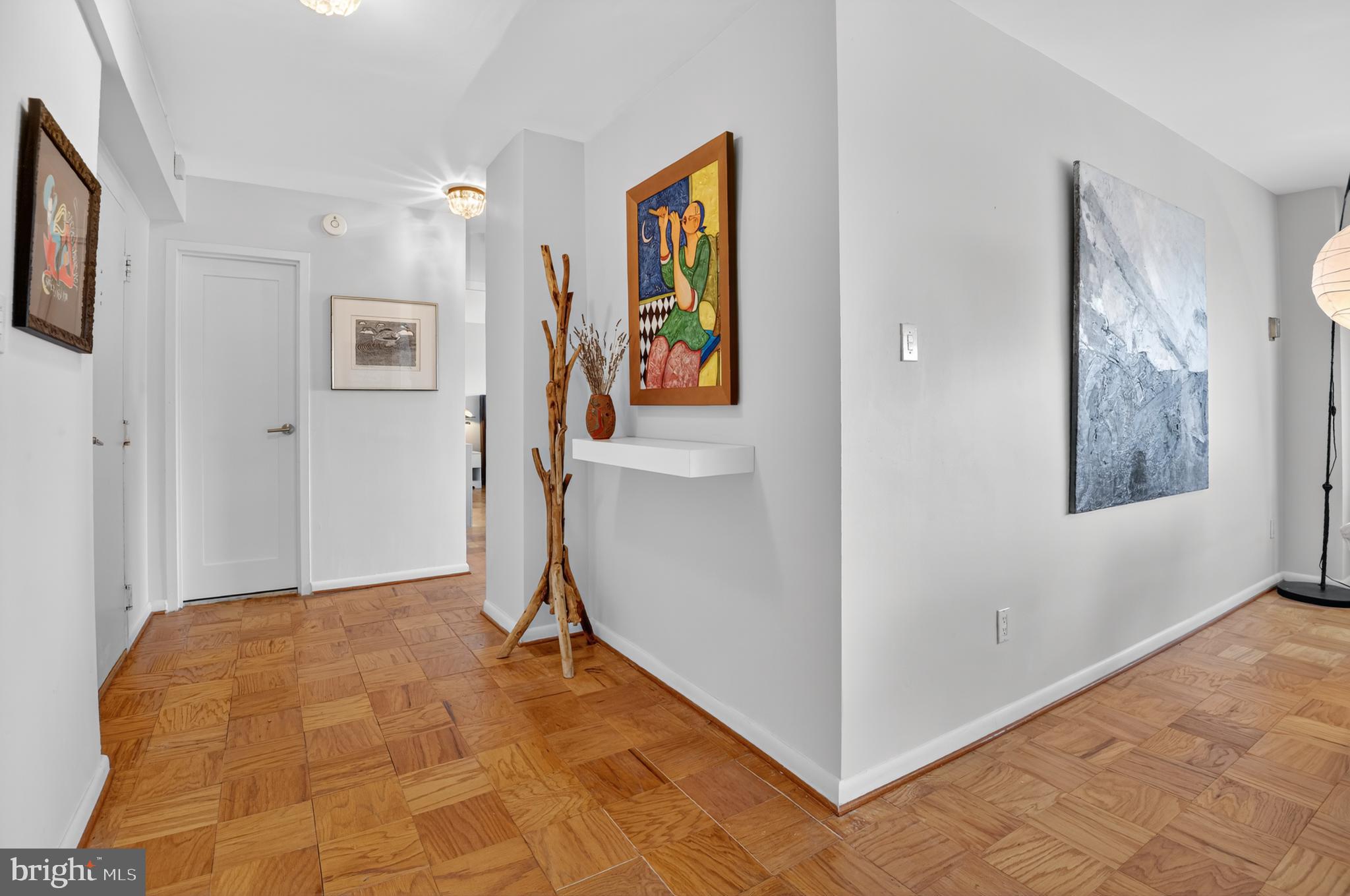 KENWOOD HOUSE - Residential Lease