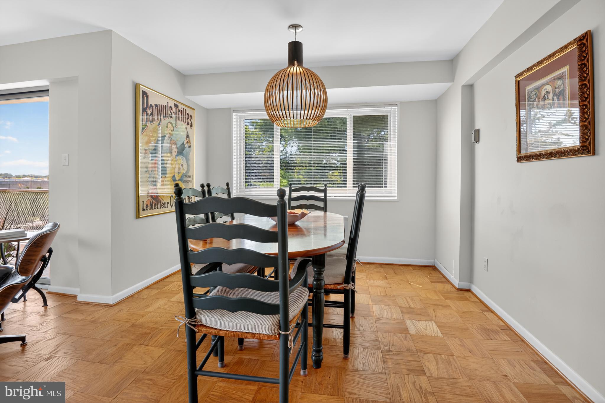 KENWOOD HOUSE - Residential Lease