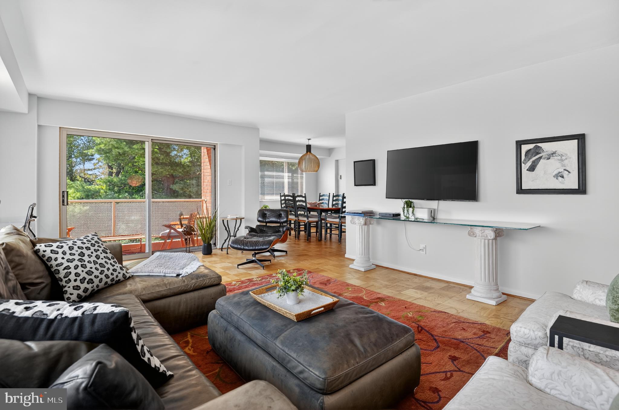 KENWOOD HOUSE - Residential Lease