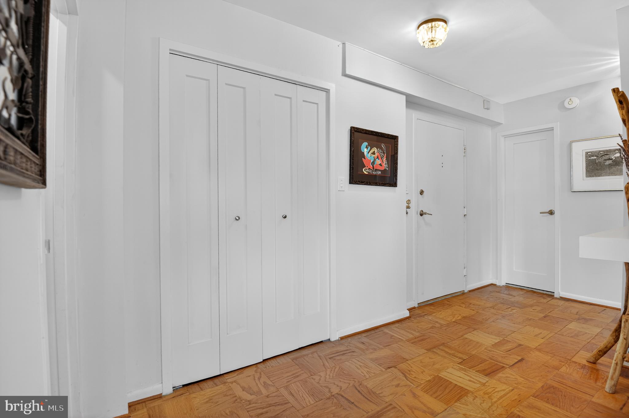 KENWOOD HOUSE - Residential Lease