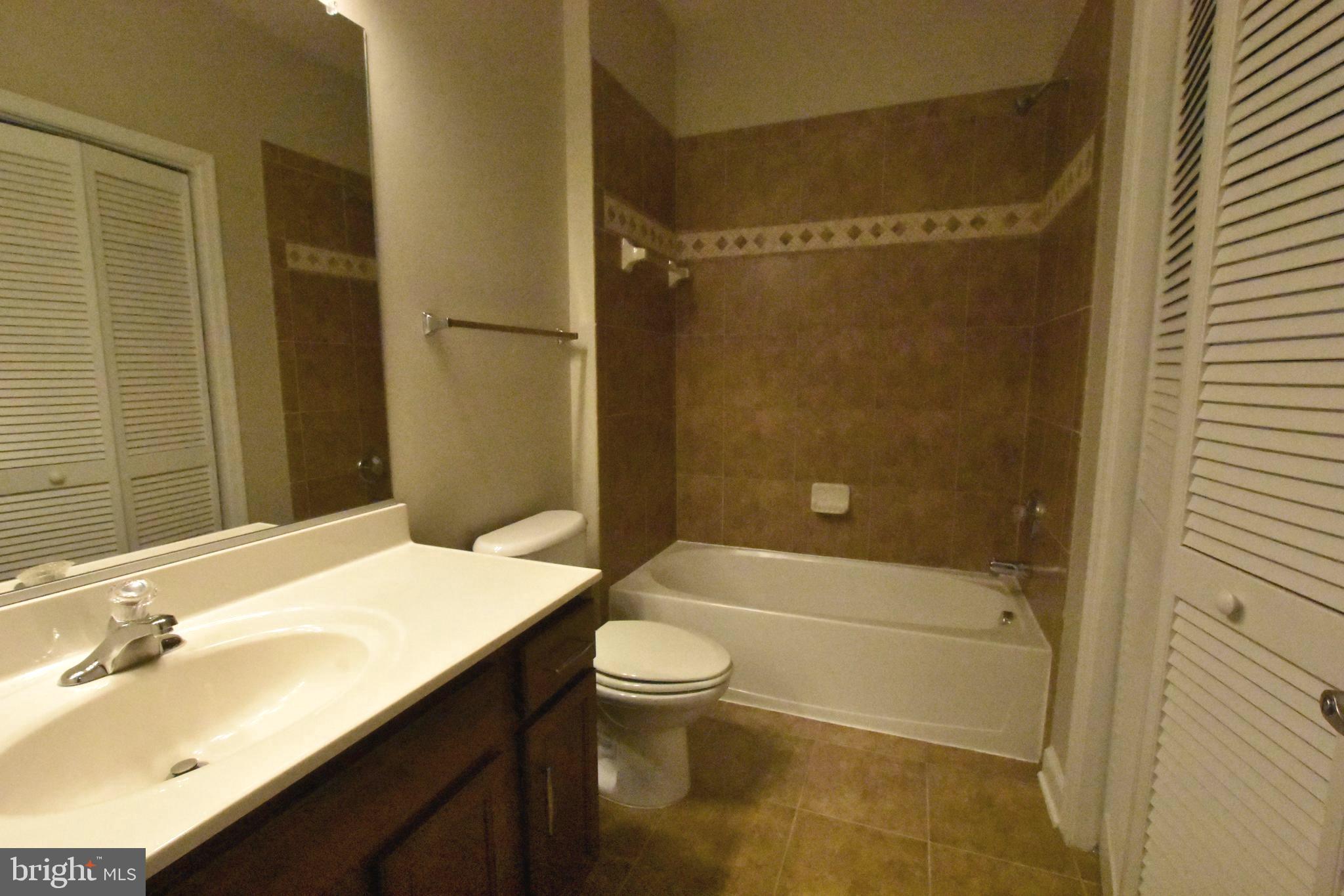 LEESBOROUGH - Residential Lease