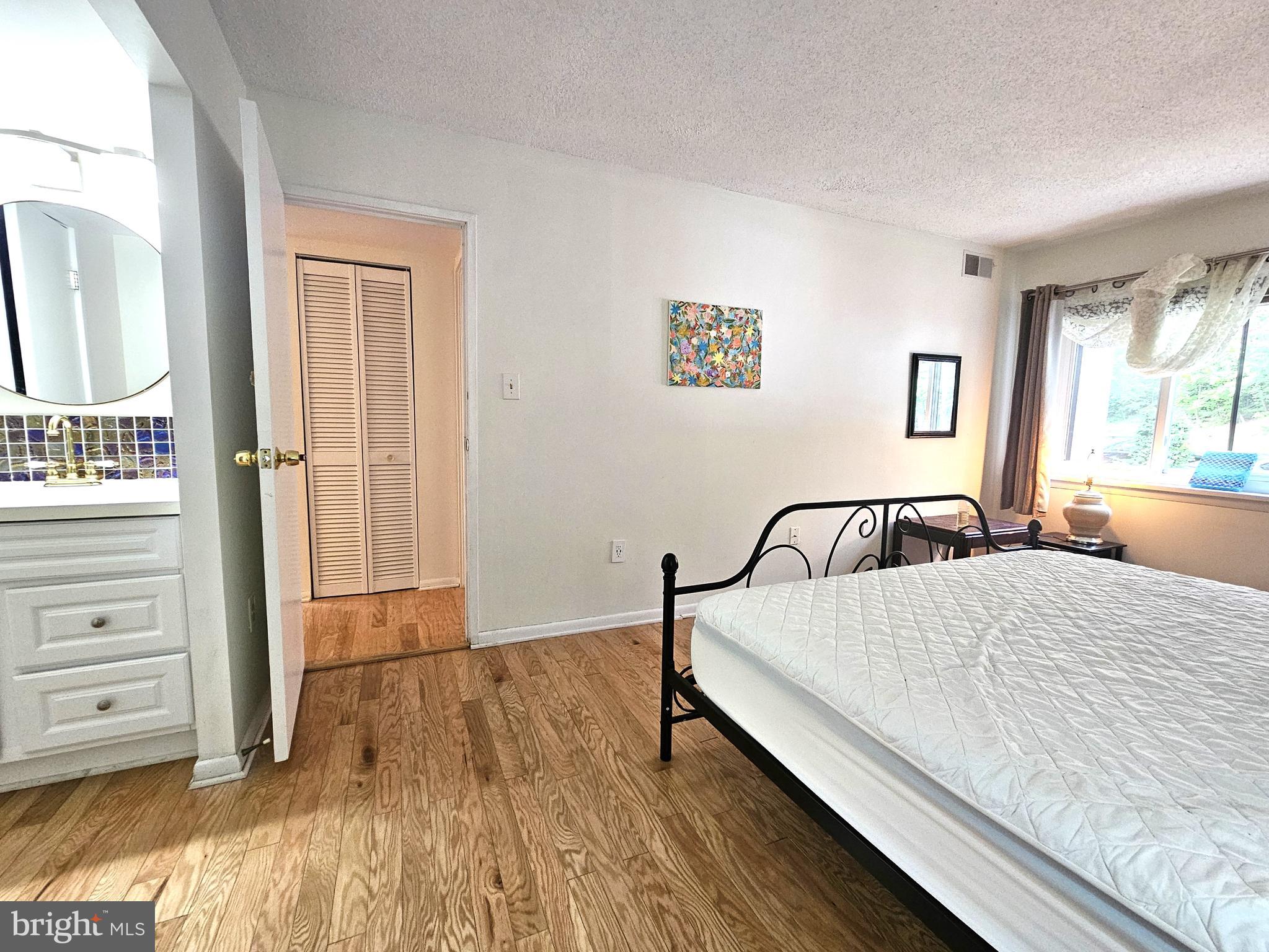 SPRINGWOOD - Residential Lease