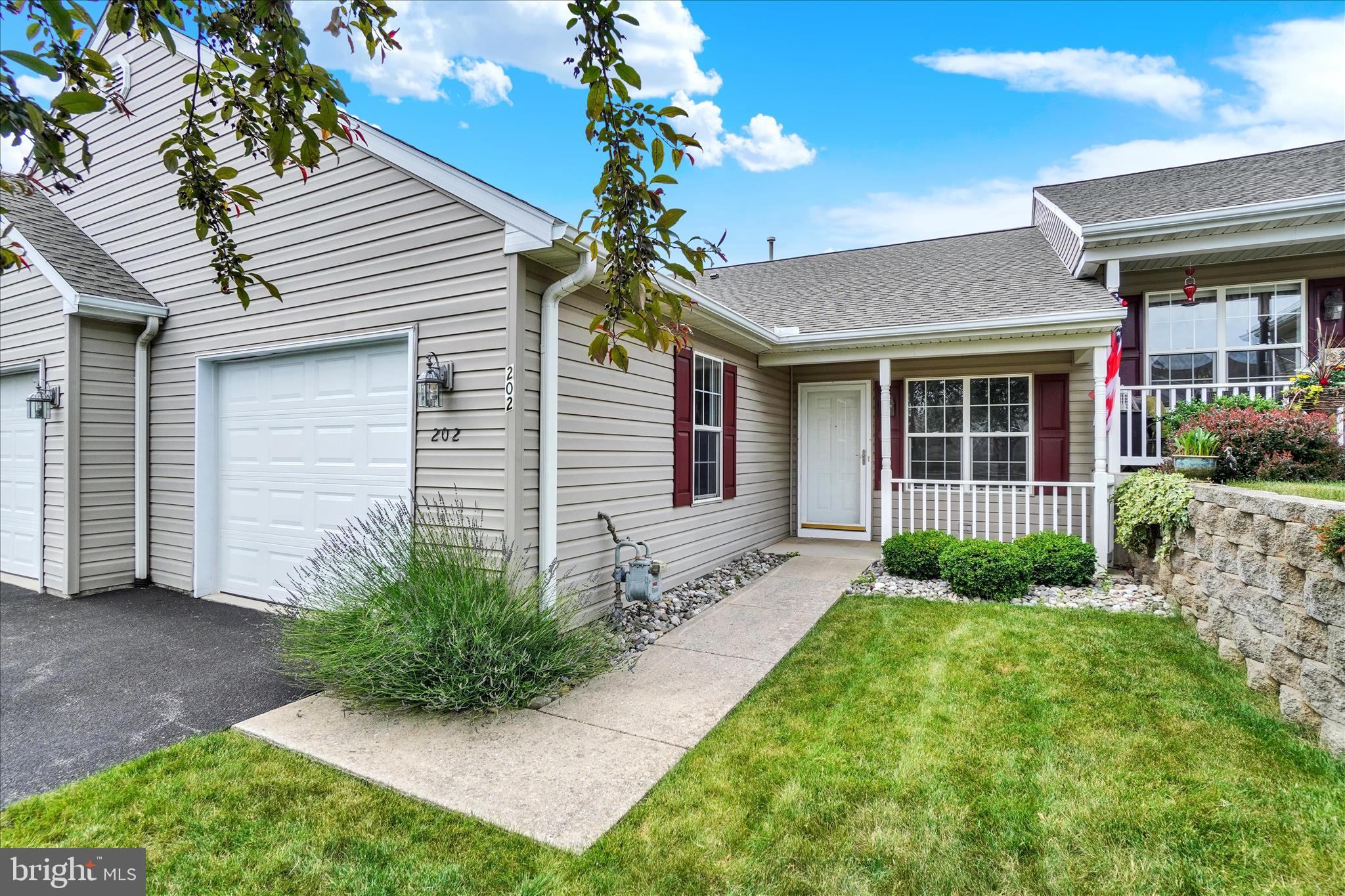 202 EQUINE COVE