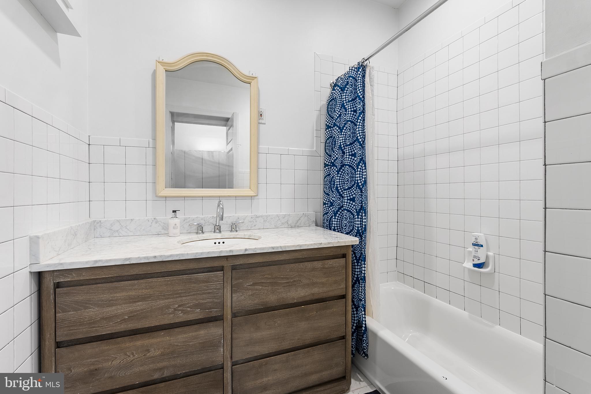 WASHINGTON SQ WEST - Residential