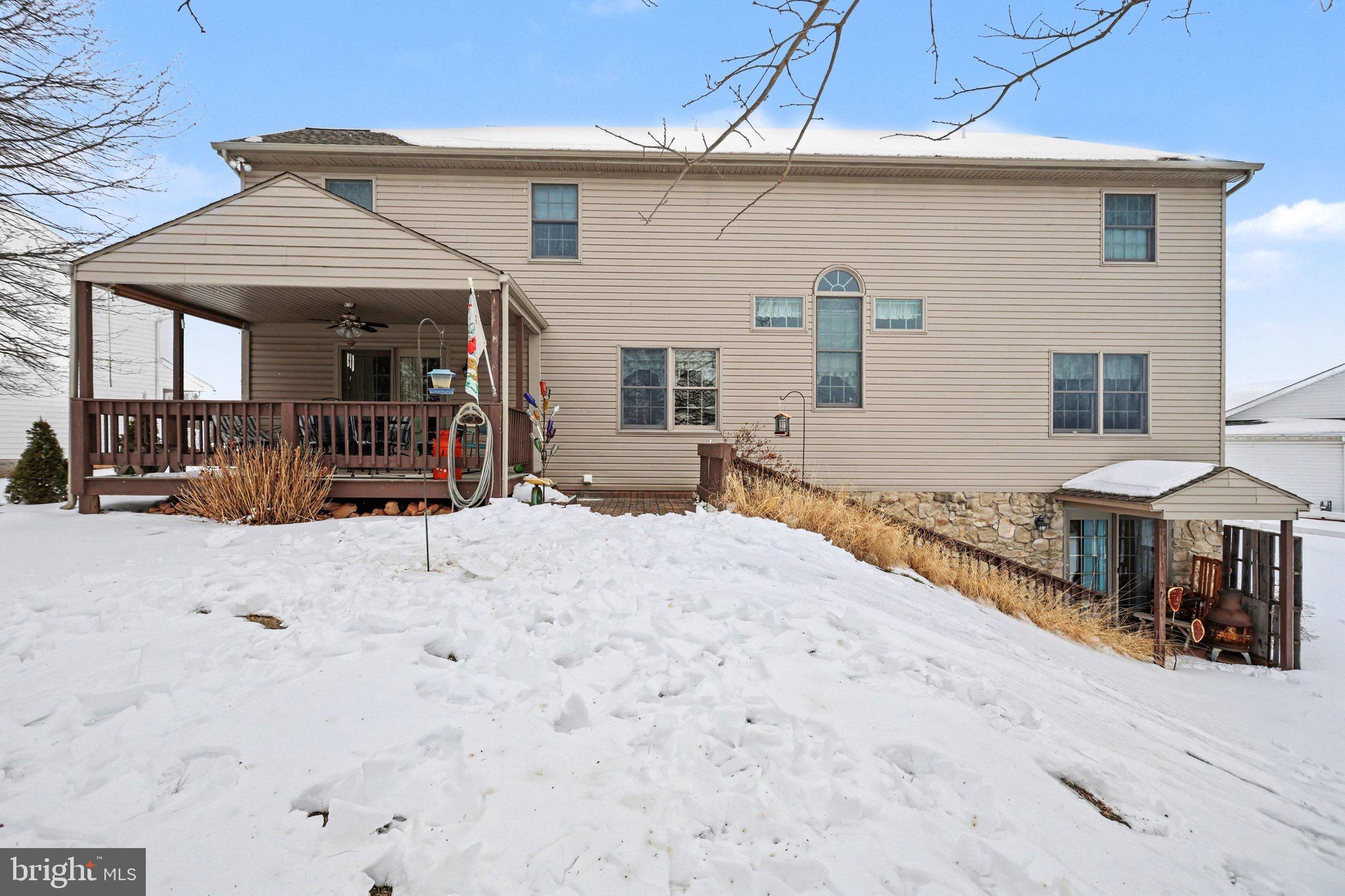 SUMMER HOUSE FARMS - Residential