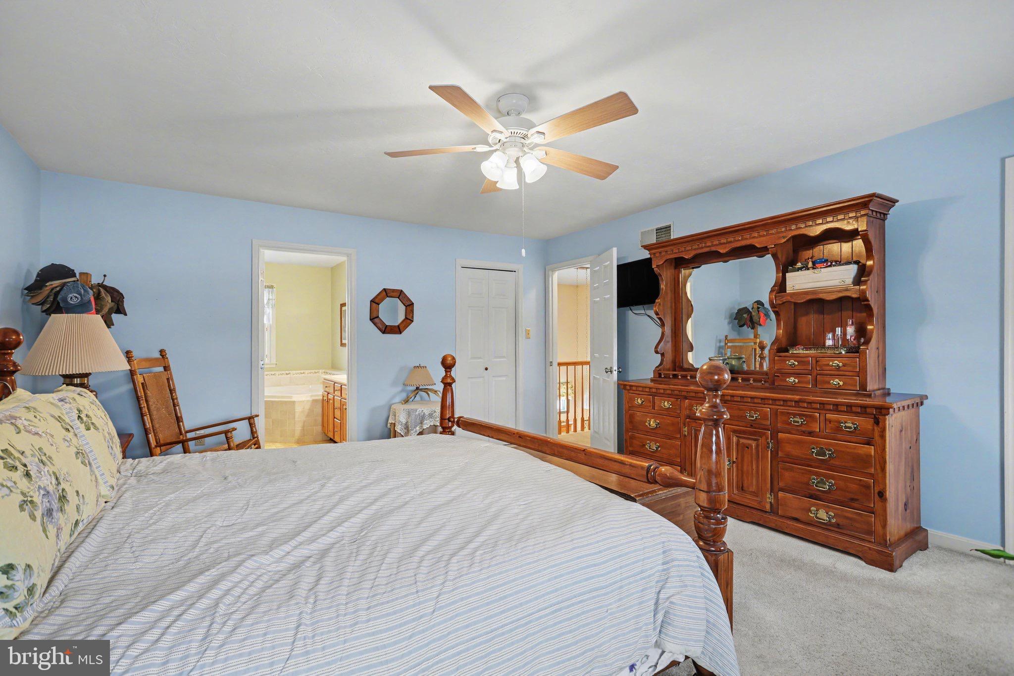 SUMMER HOUSE FARMS - Residential