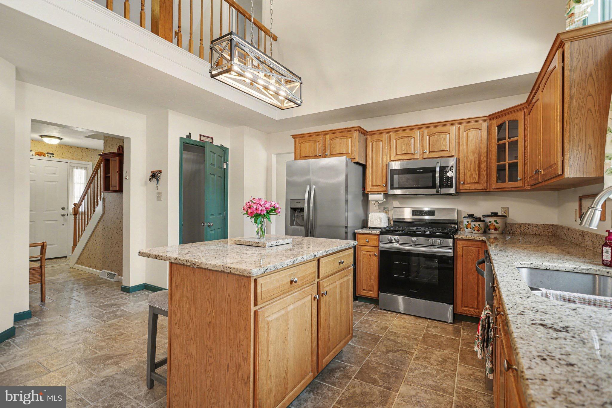 SUMMER HOUSE FARMS - Residential