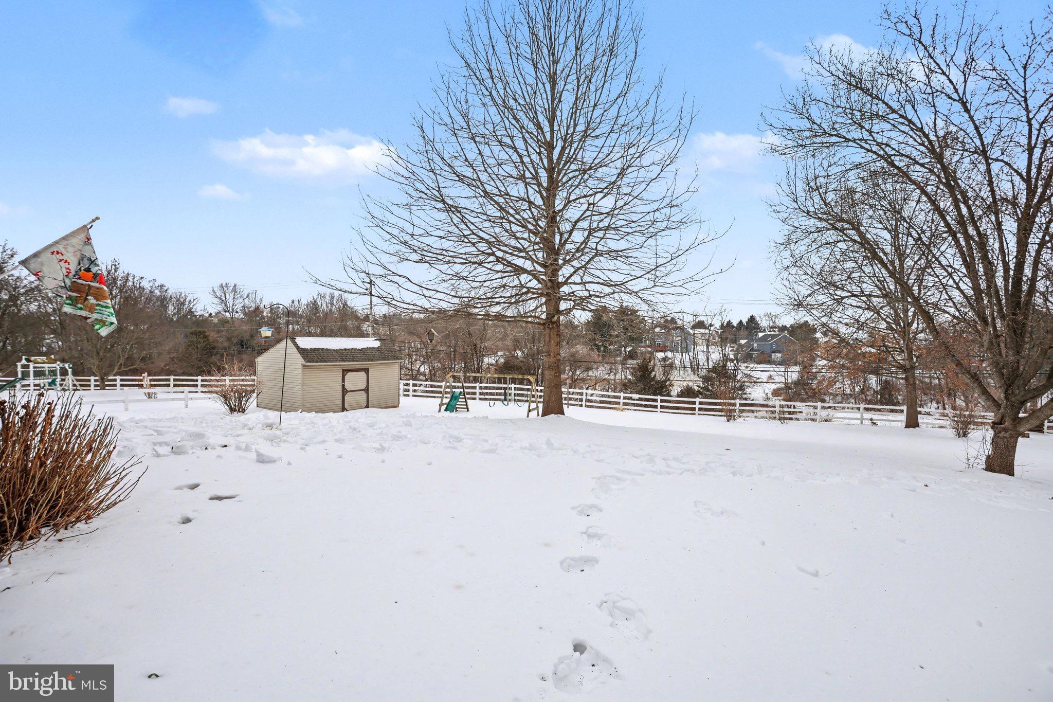 SUMMER HOUSE FARMS - Residential