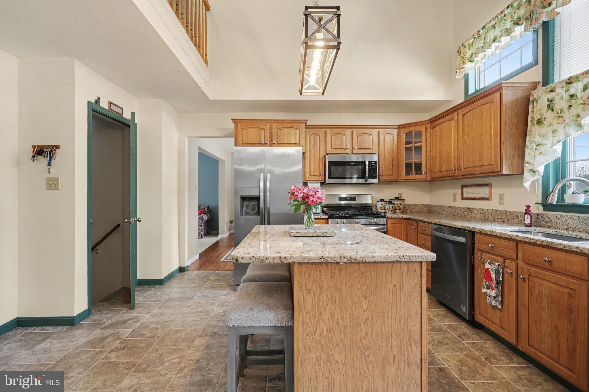 SUMMER HOUSE FARMS - Residential