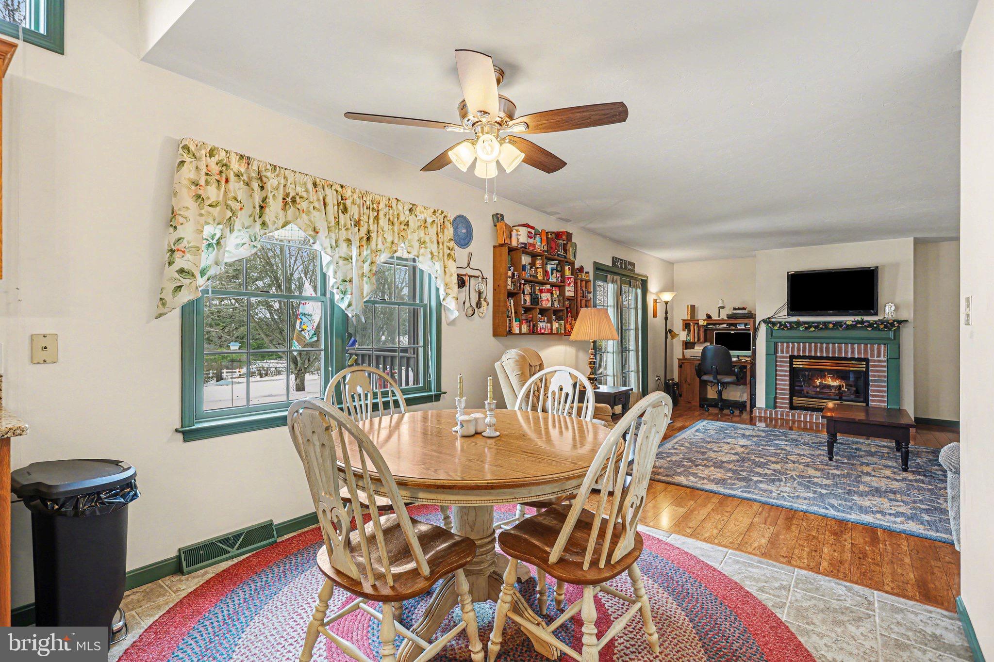 SUMMER HOUSE FARMS - Residential