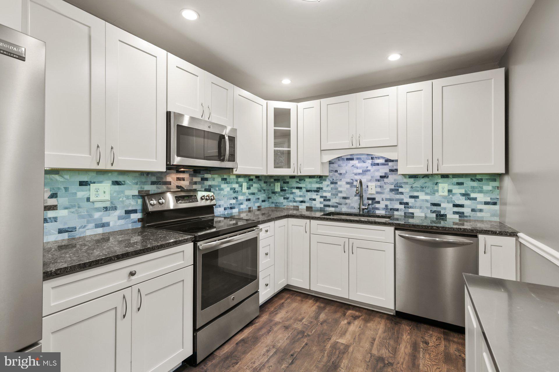 RED HILL - Residential