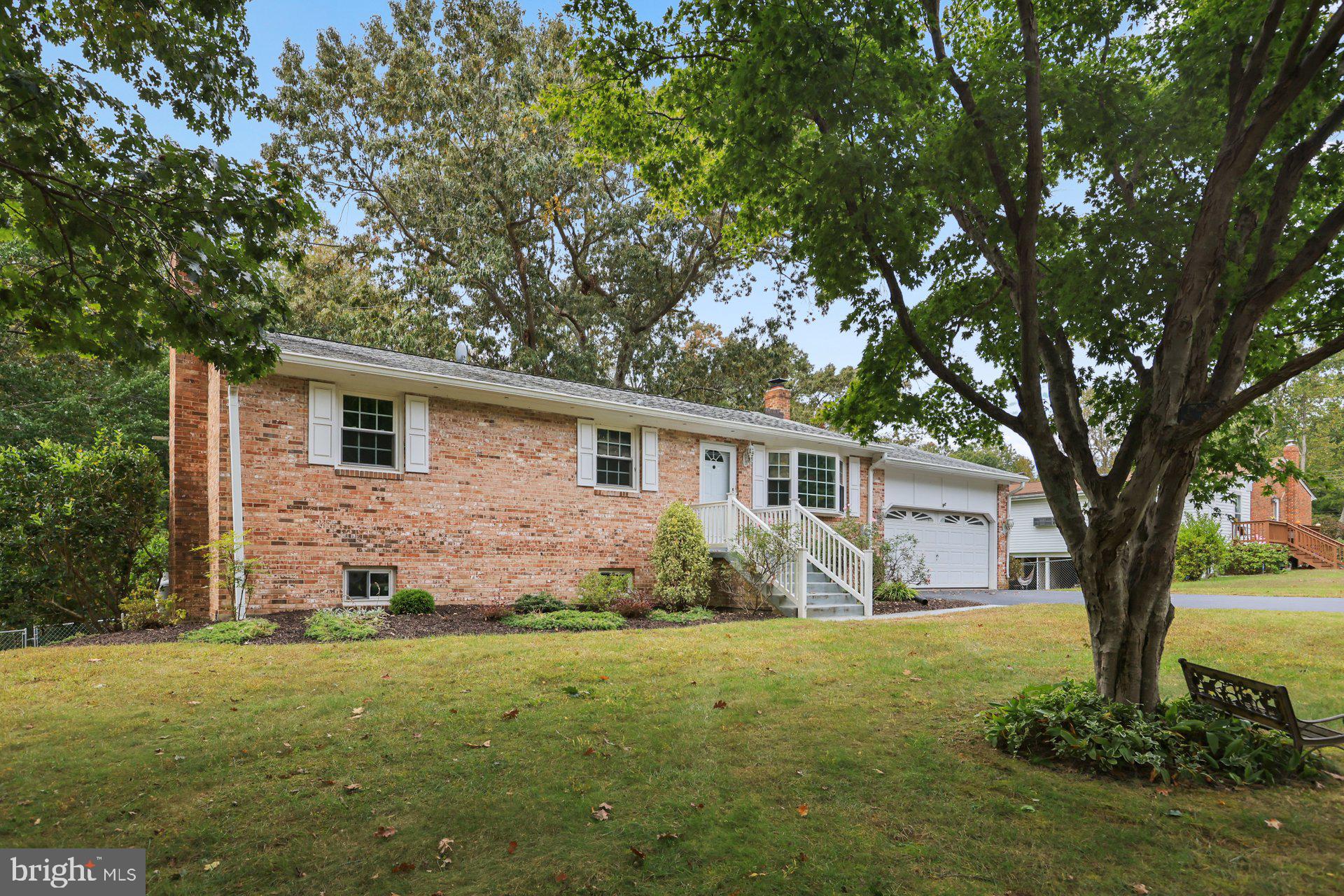 RED HILL - Residential