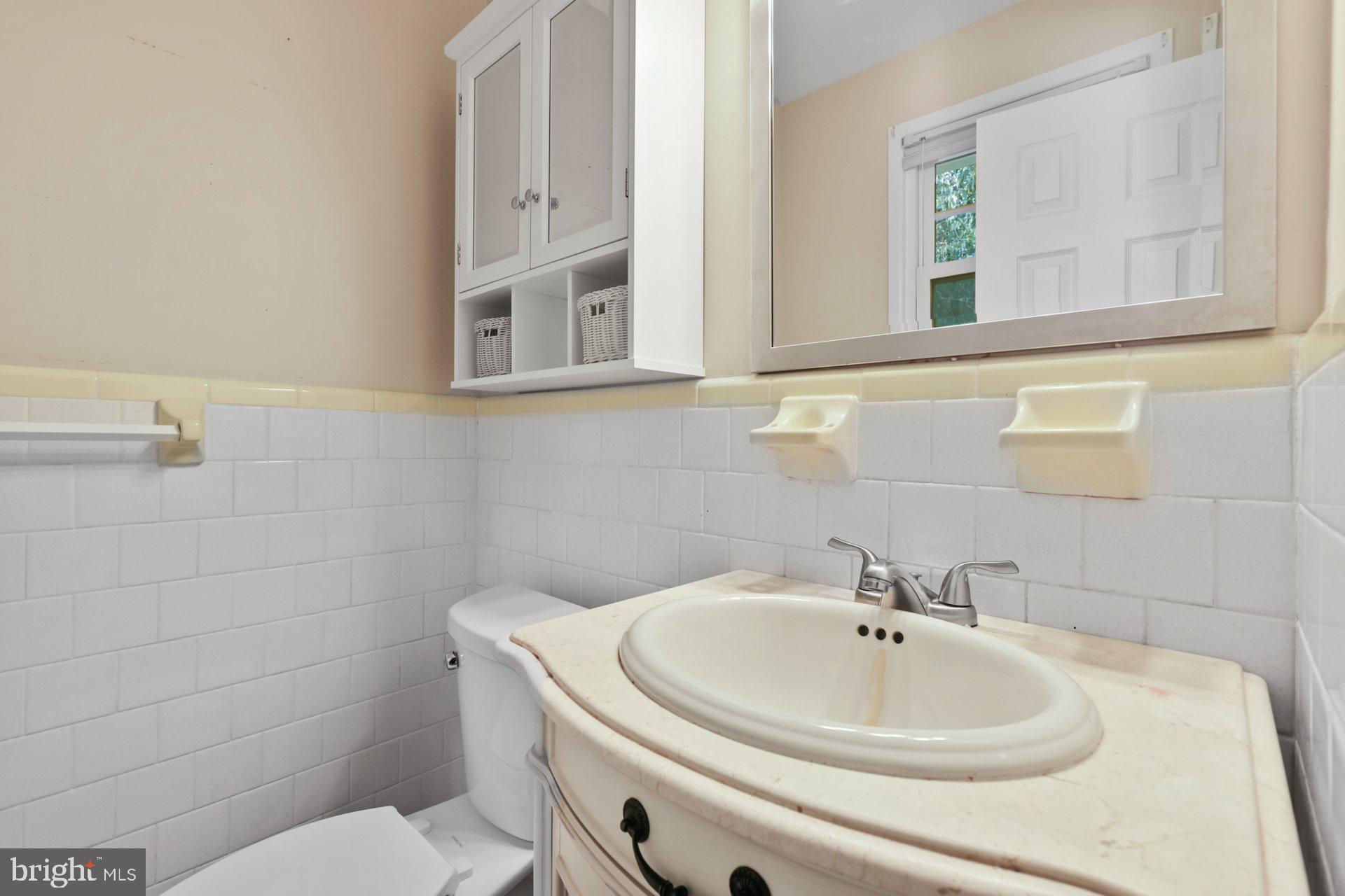 RED HILL - Residential