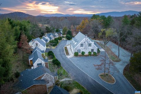 3500 SUNSET LODGE CT CHARLOTTESVILLE VA 22903