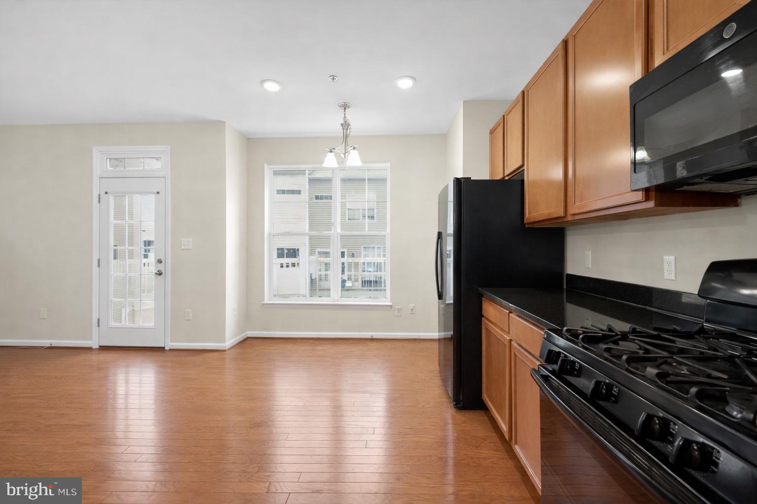 JEFFERSON PLACE - Residential