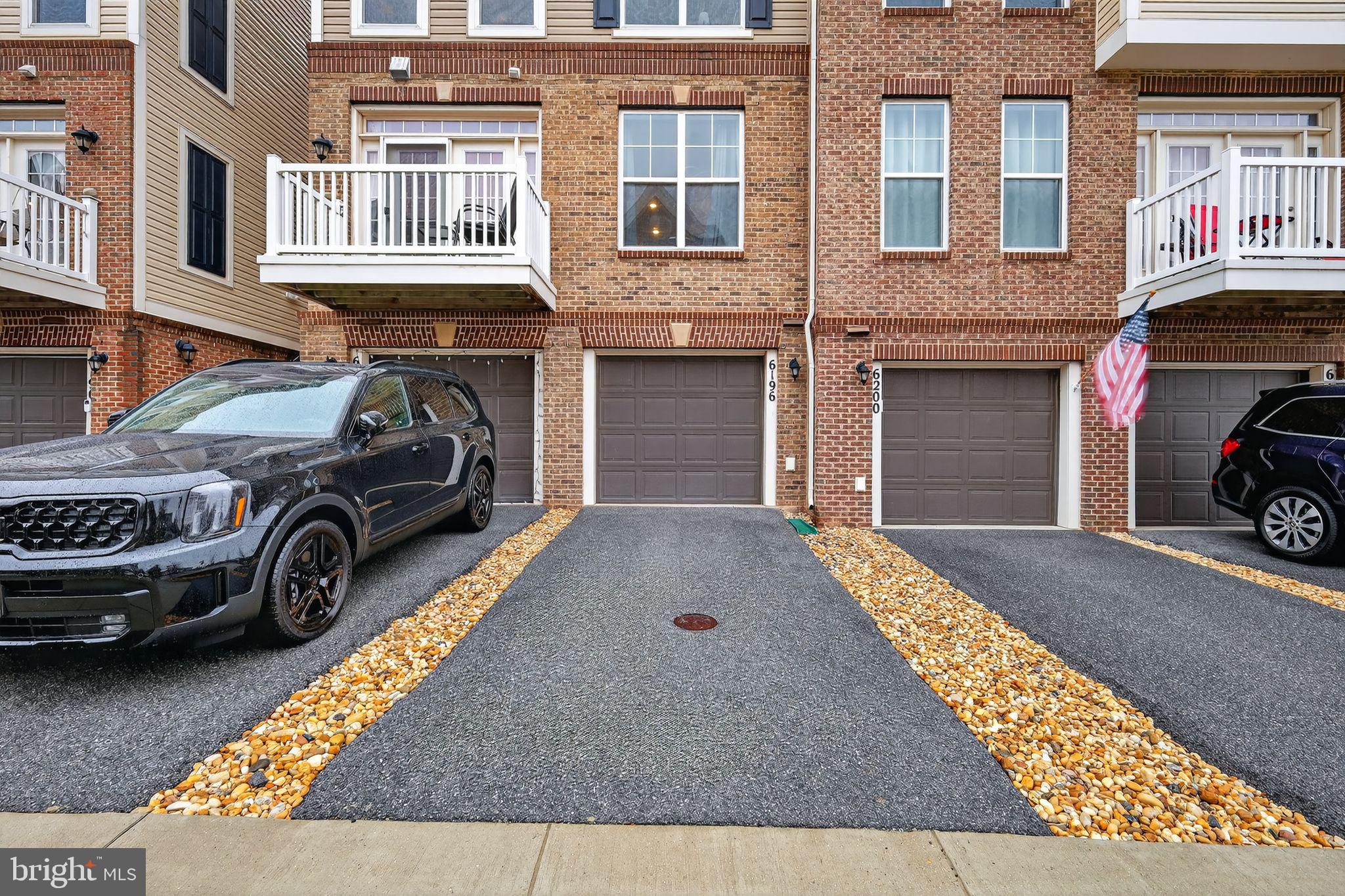 JEFFERSON PLACE - Residential