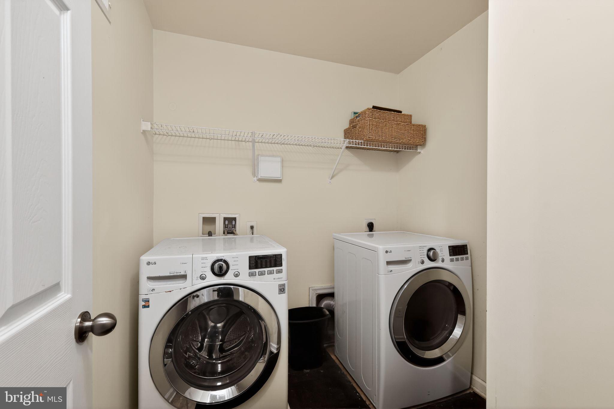 JEFFERSON PLACE - Residential