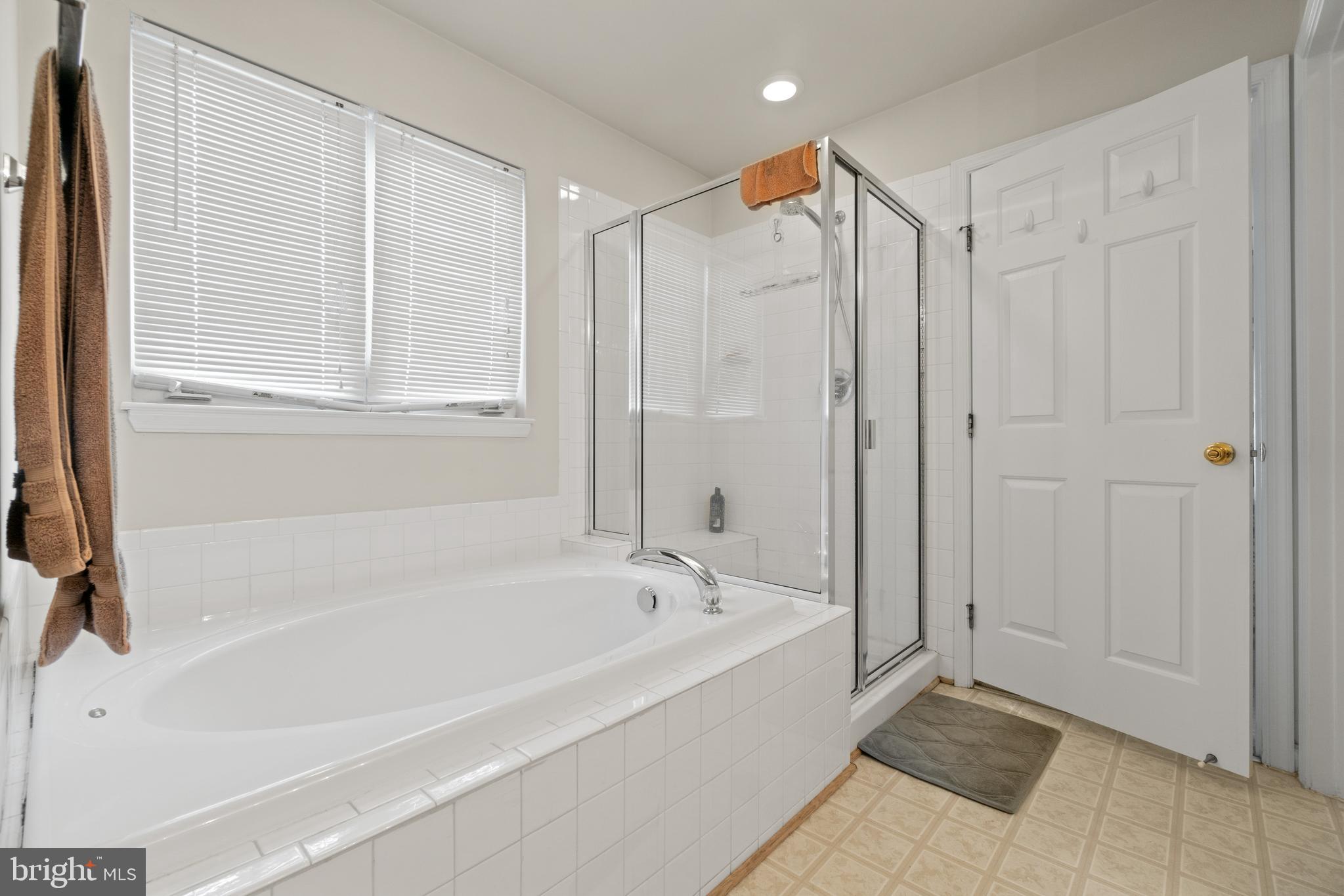 LEES PARKE - Residential