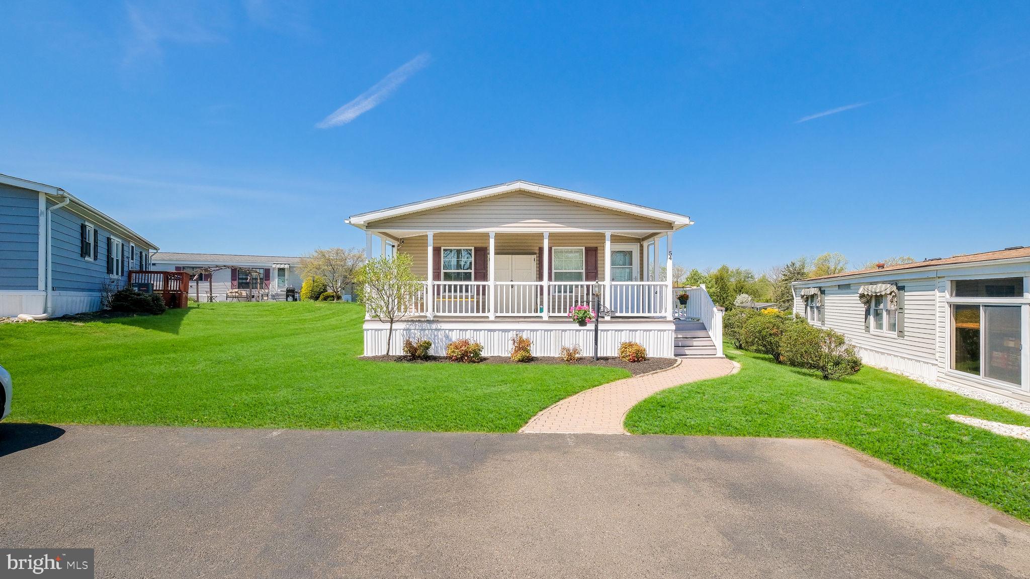 NESHAMINY FALLS - Residential