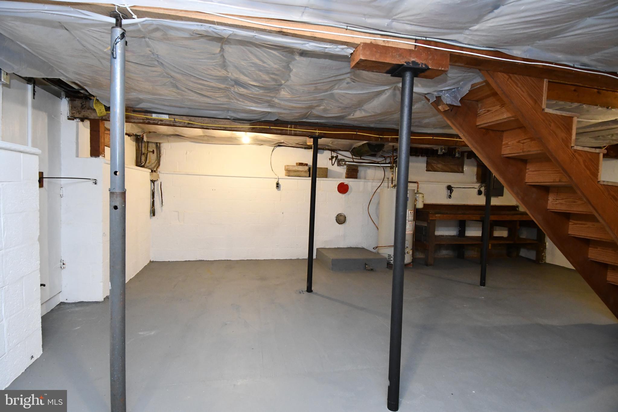 REISTERSTOWN - Residential