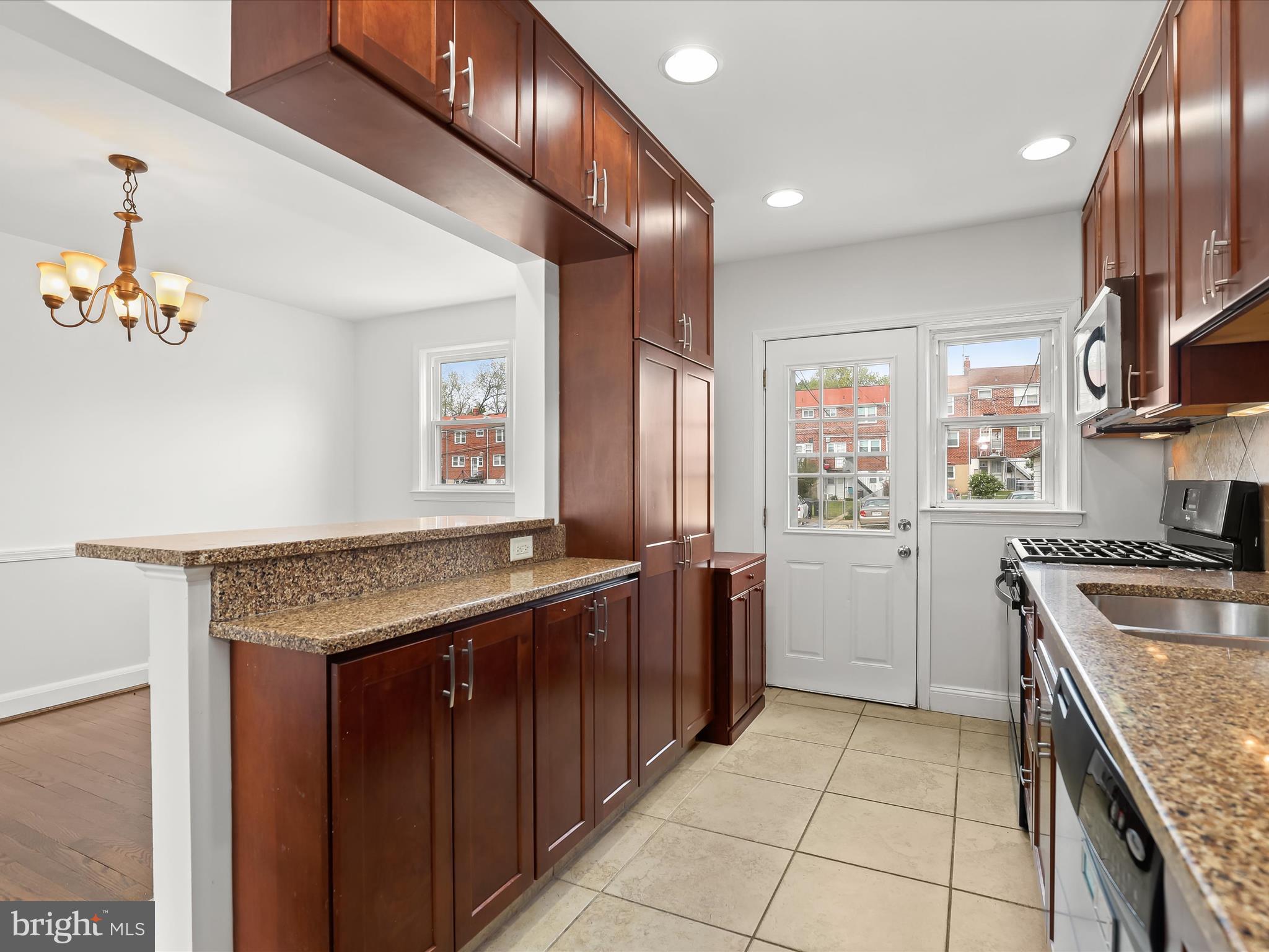 MAIDEN CHOICE VILLAGE - Residential